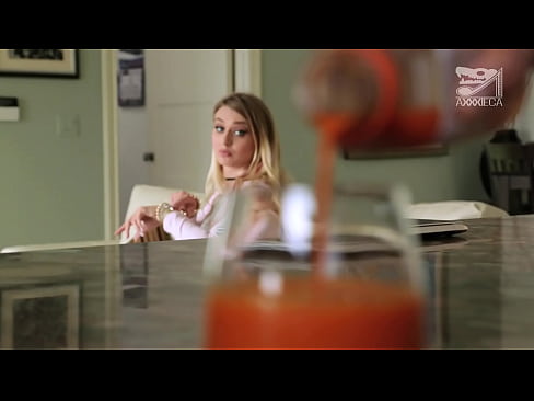 ❤️ Heißes Mädchen mit großen Titten und enger Muschi bekommt Schwanz von Verlierer, aber sehr hart ️❌ Just porn bei uns